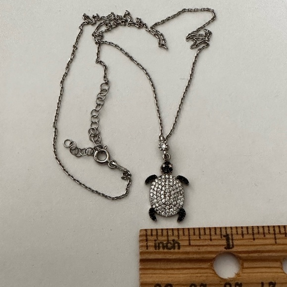 925 Silver turtle necklace  black / clear cz stones - Picture 5 of 6
